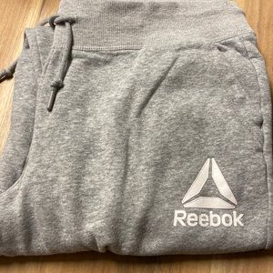 Grey Reebok sweat pants hardly worn size Large